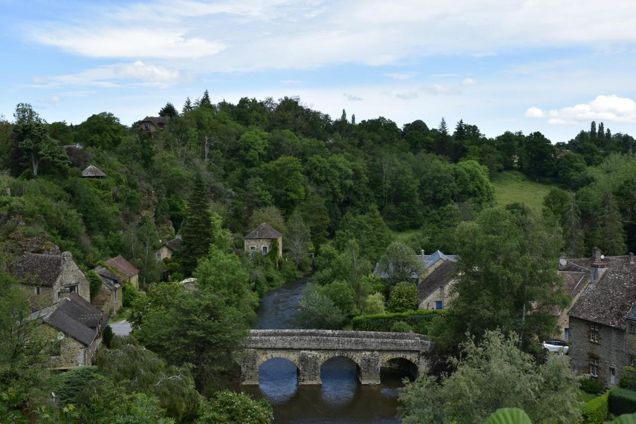 Gite Du Pont Saint-Ceneri-Le-Gerei Dans Les Alpes Mancelles Exterior foto