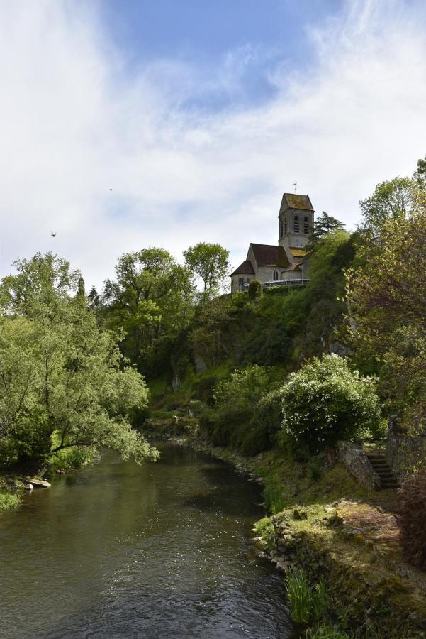 Gite Du Pont Saint-Ceneri-Le-Gerei Dans Les Alpes Mancelles Exterior foto