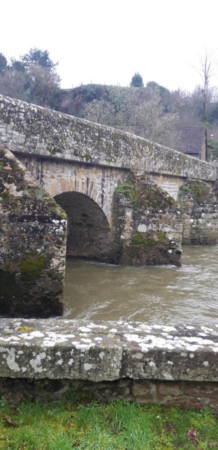 Gite Du Pont Saint-Ceneri-Le-Gerei Dans Les Alpes Mancelles Exterior foto